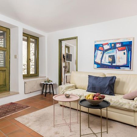 Dei Fiori Apartments Ровинь Экстерьер фото