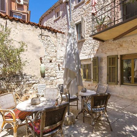 Dei Fiori Apartments Ровинь Экстерьер фото