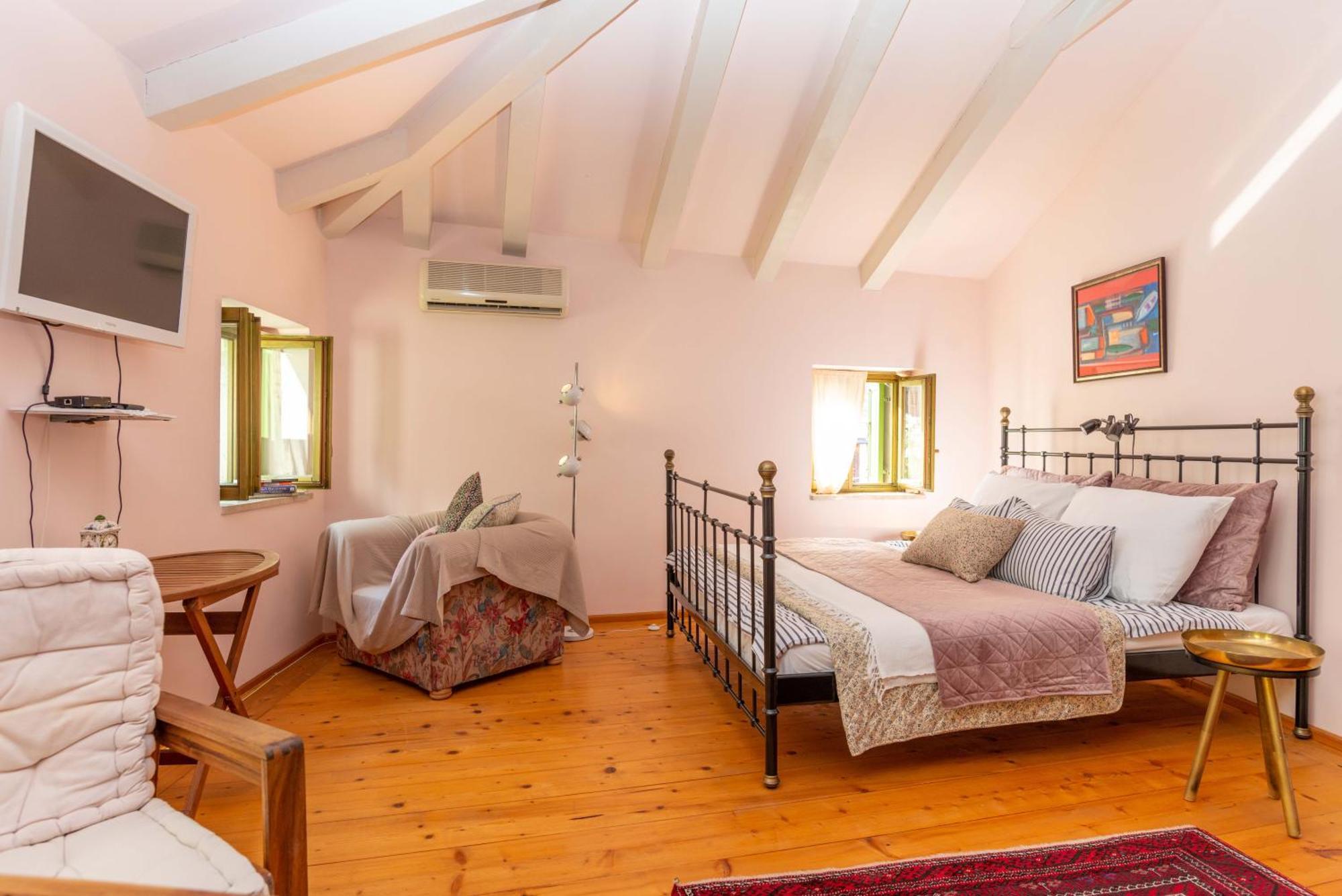 Dei Fiori Apartments Ровинь Экстерьер фото