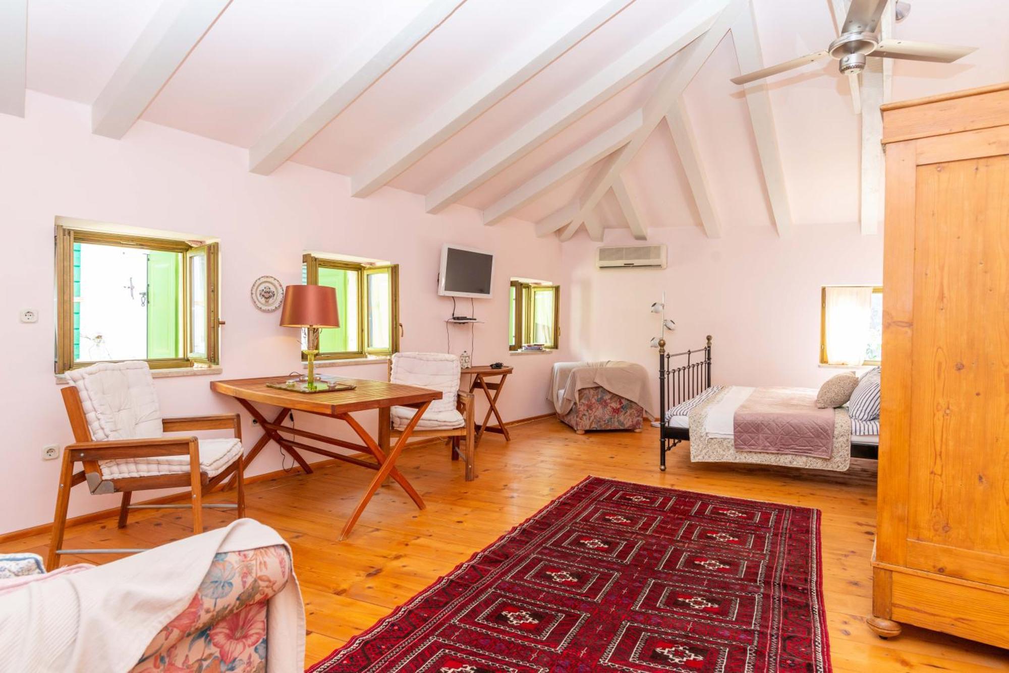 Dei Fiori Apartments Ровинь Экстерьер фото