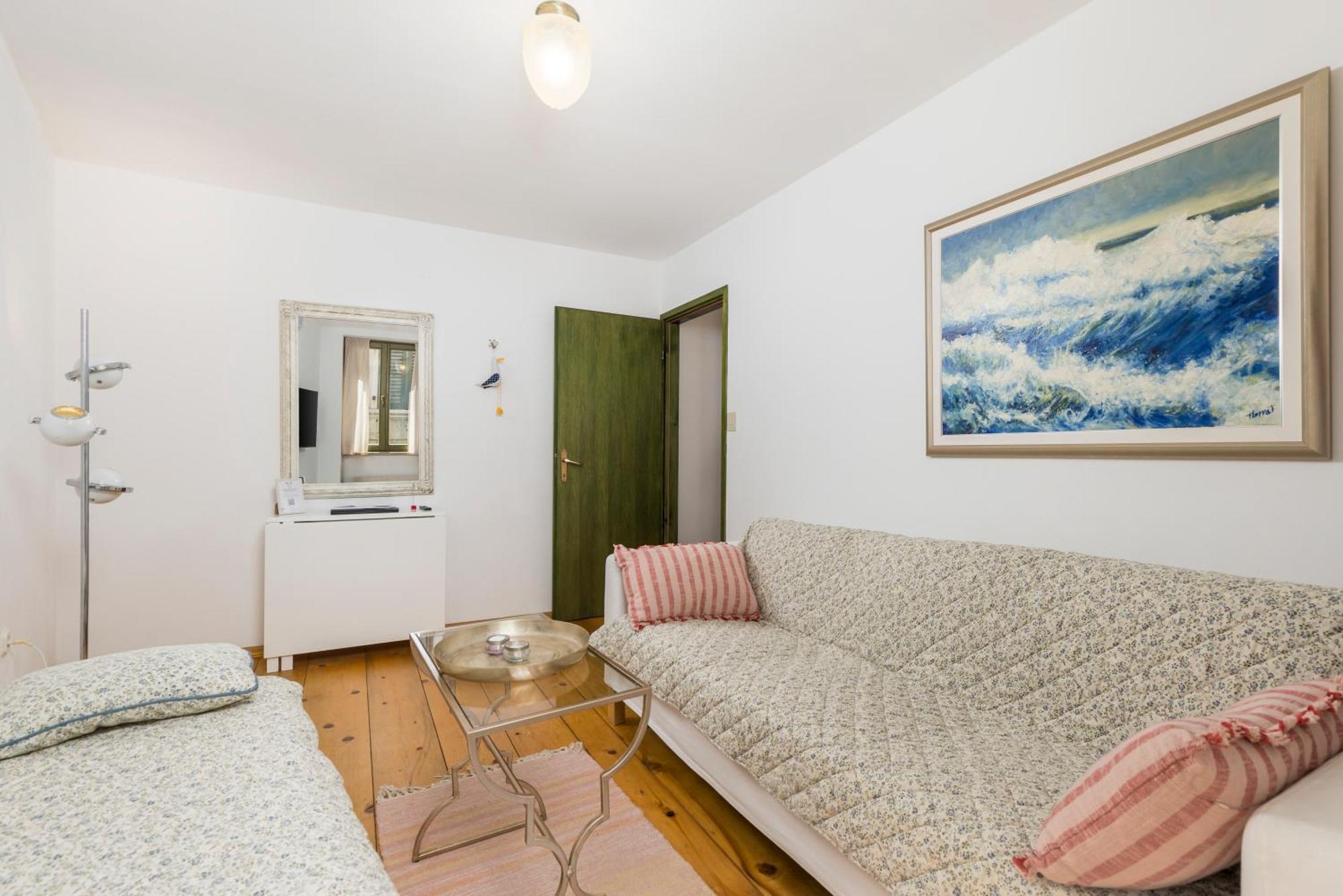 Dei Fiori Apartments Ровинь Экстерьер фото