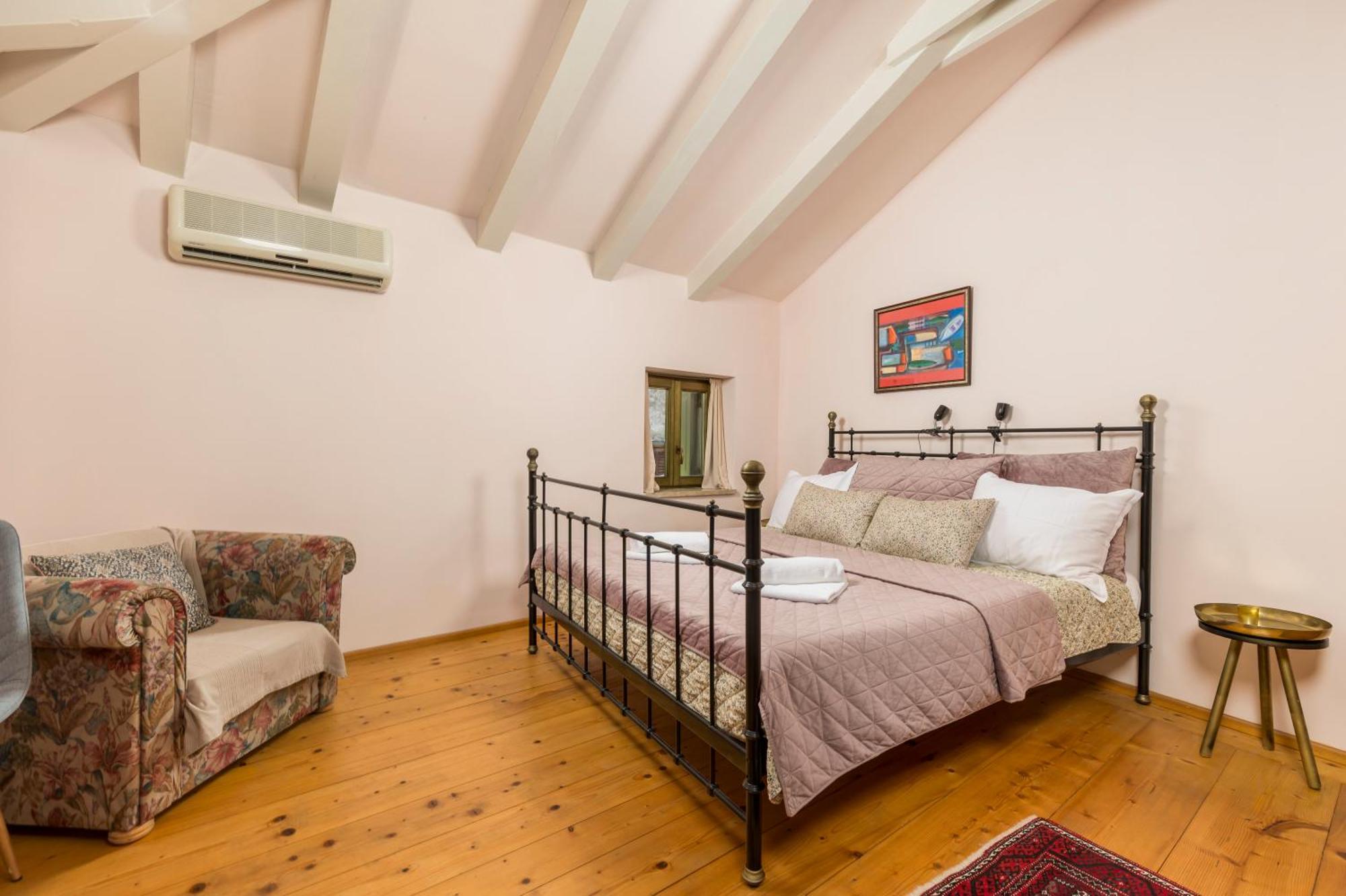 Dei Fiori Apartments Ровинь Экстерьер фото