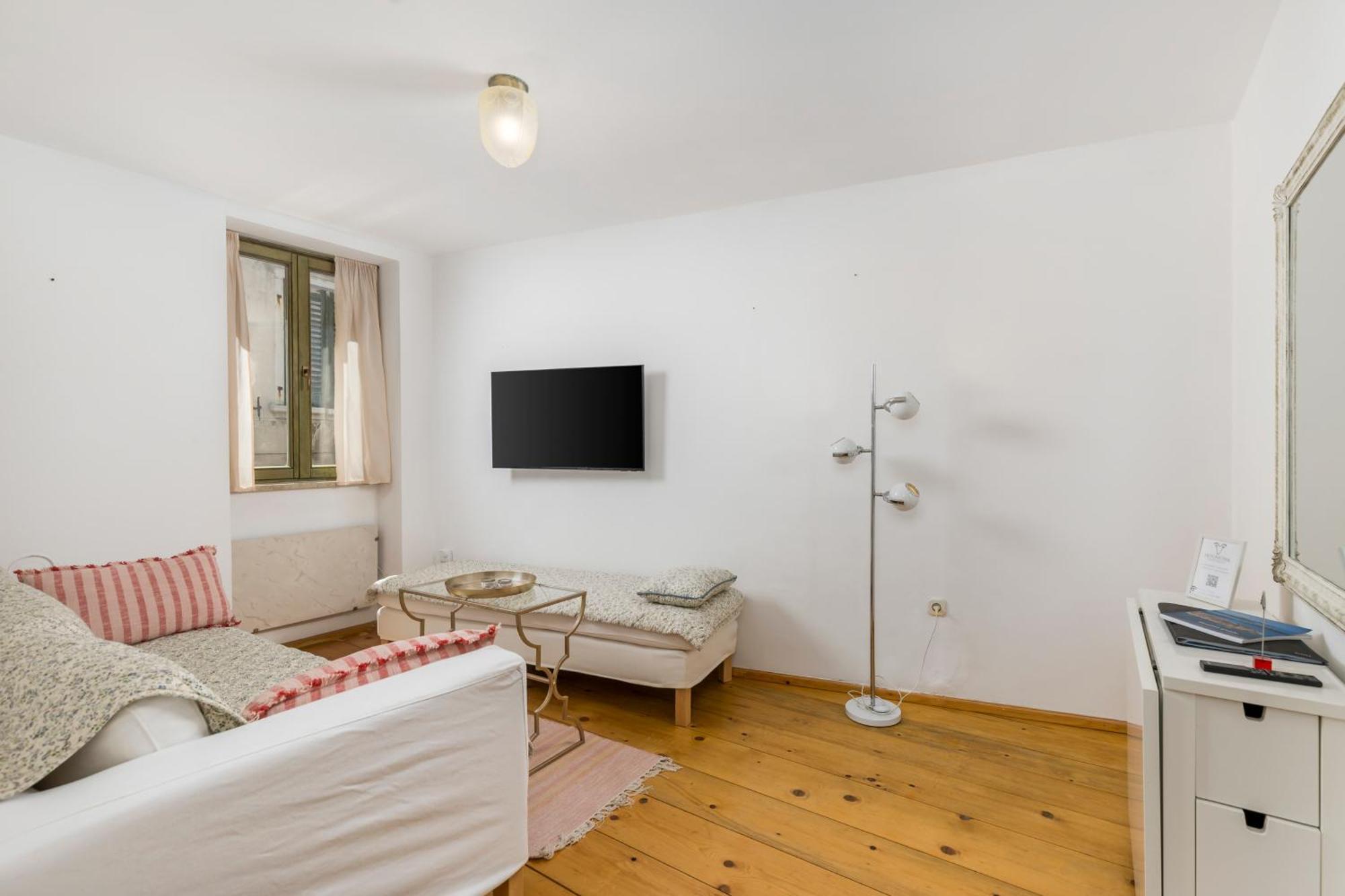Dei Fiori Apartments Ровинь Экстерьер фото