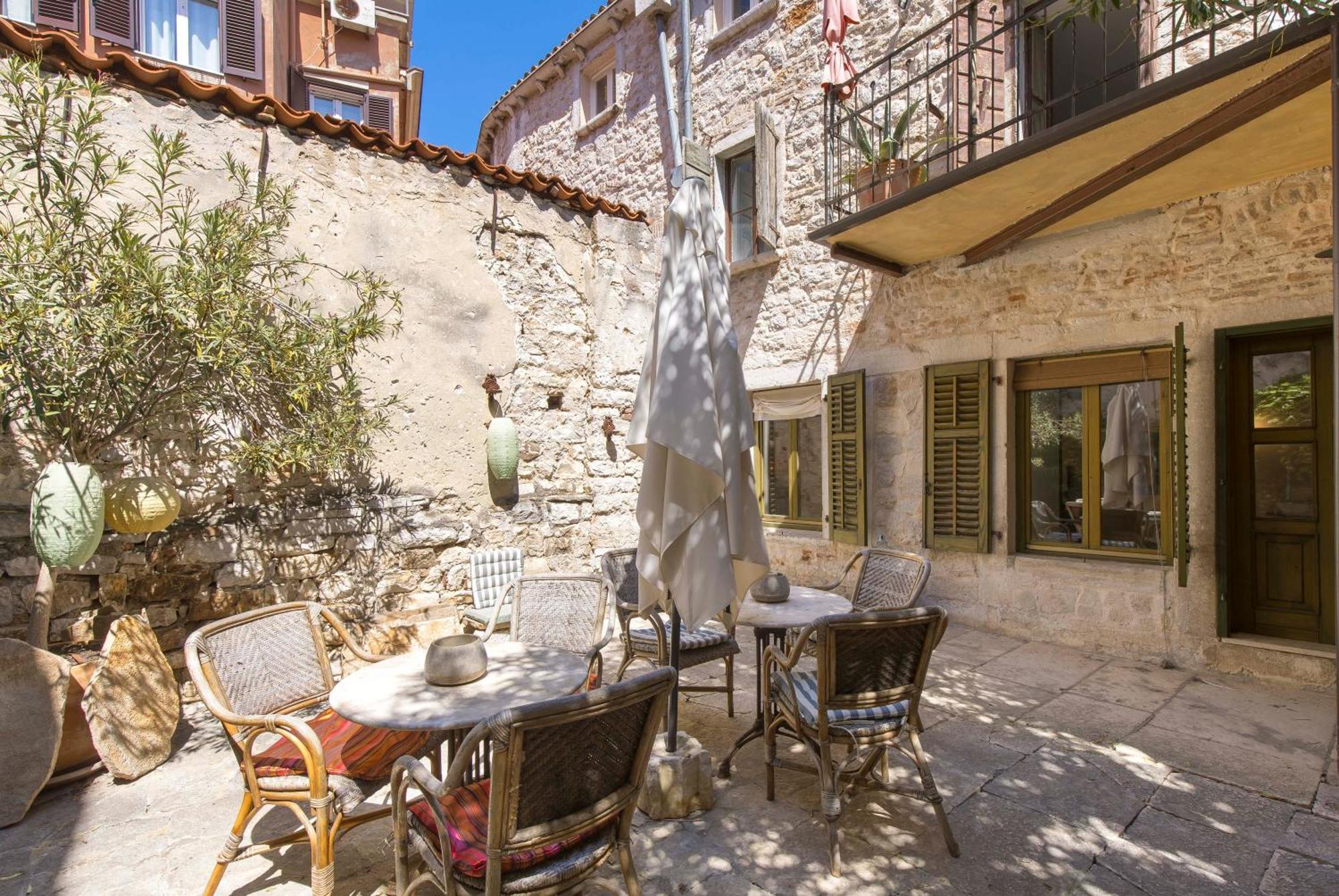 Dei Fiori Apartments Ровинь Экстерьер фото